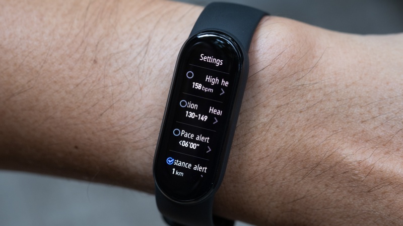 Xiaomi Mi Band 6 – Đồng hồ thông minh cho người tập thể thao