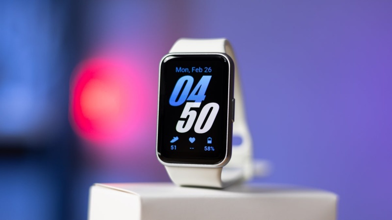 Samsung Galaxy Fit3 – Đồng hồ thông minh cho người tập thể thao