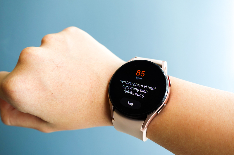 nên mua Samsung Watch nào