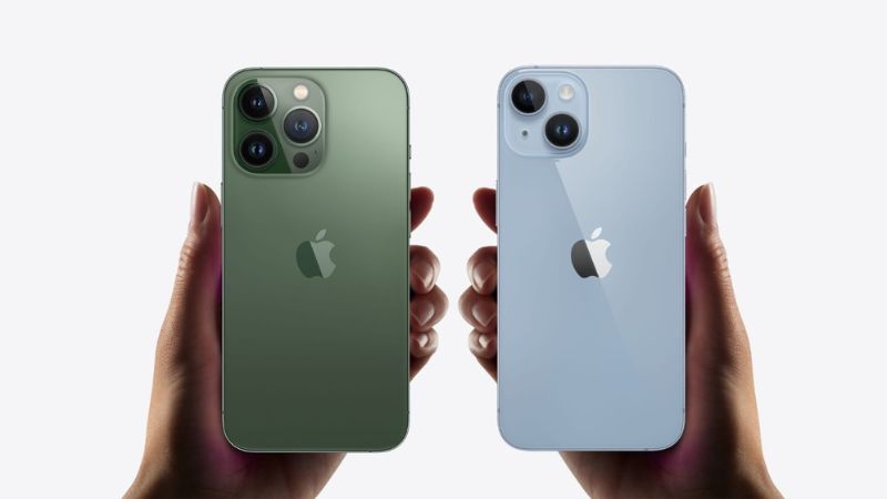 nen-mua-iphone-14-plus-hay-13-pro-max-1