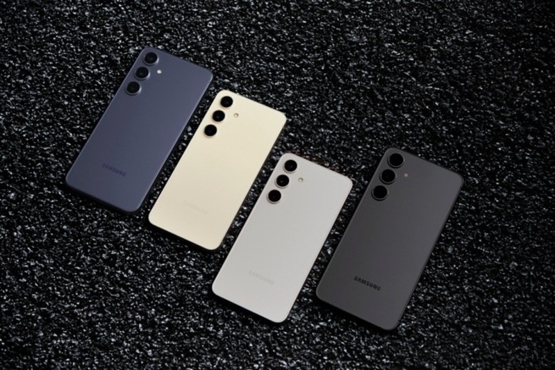 Nên mua điện thoại Samsung 4 triệu loại nào?