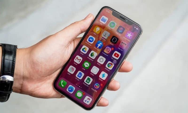 Máy lock là gì có nên mua không?