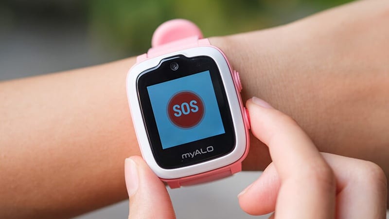 Nút khẩn cấp SOS giúp bảo vệ an toàn cho trẻ