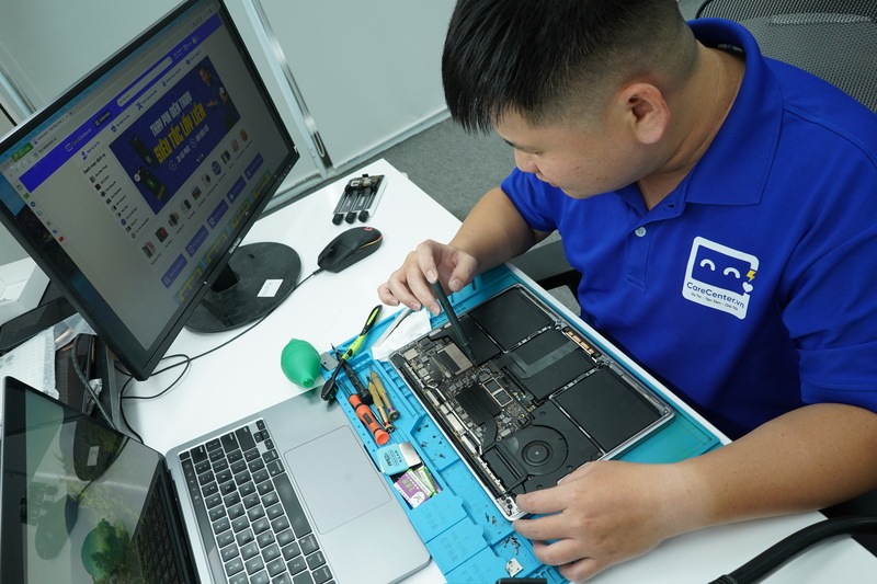 Tưng bừng khai trương CareCenter.vn