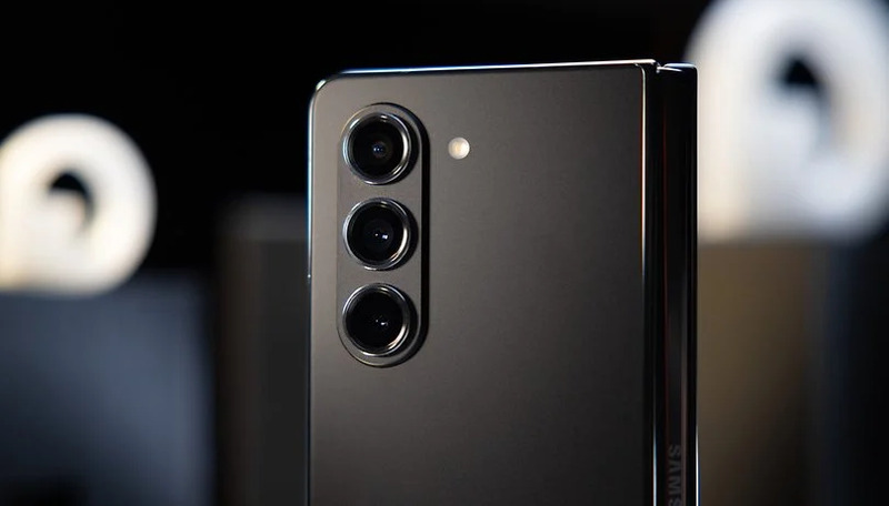 So sánh Galaxy Z Fold6 vs Galaxy Z Fold5 về camera