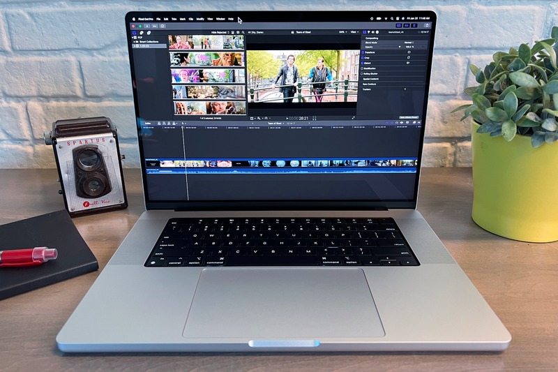 sinh viên nên mua macbook hay laptop