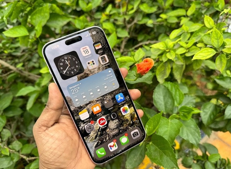 iPhone 15 Plus