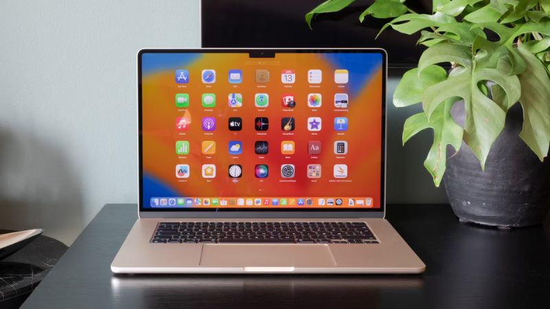 MacBook Pro 16 inch M2 2023