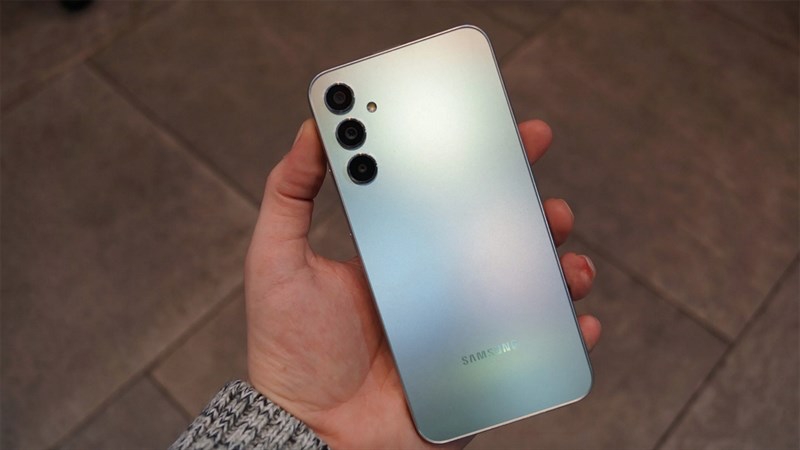 dien-thoai-android-gia-5-trieu-ss-galaxy-m34