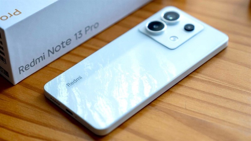Xiaomi Redmi Note 13 Pro