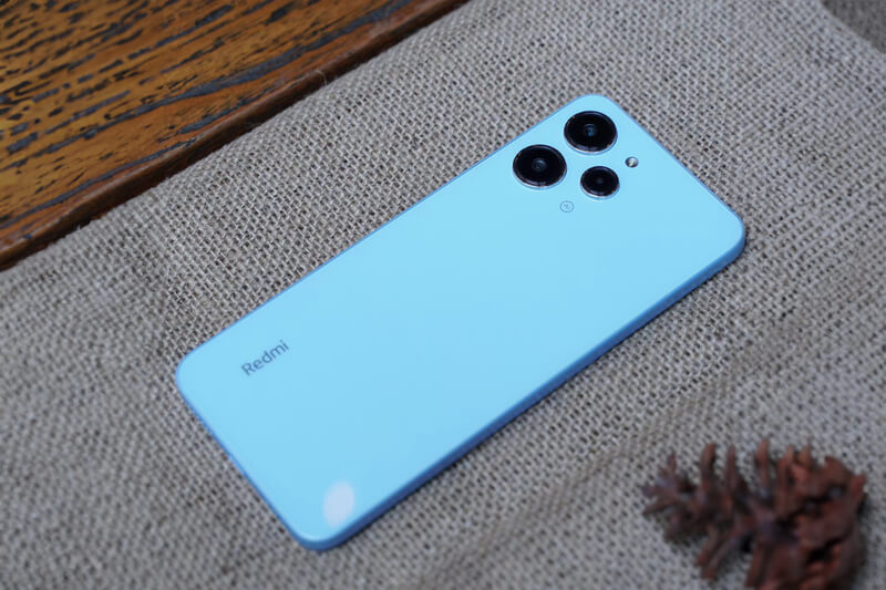 Xiaomi Redmi 12 - điện thoại Android pin trâu nhất