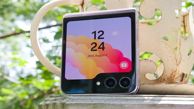 Samsung Galaxy Z Flip6