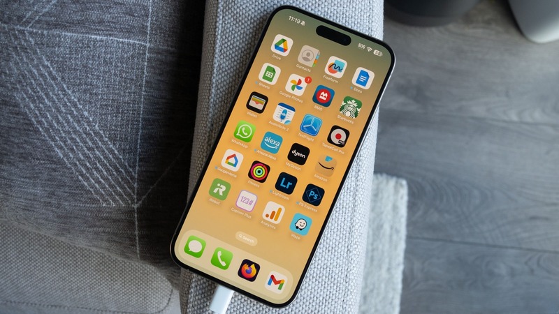 iPhone 15 Pro và Pro Max