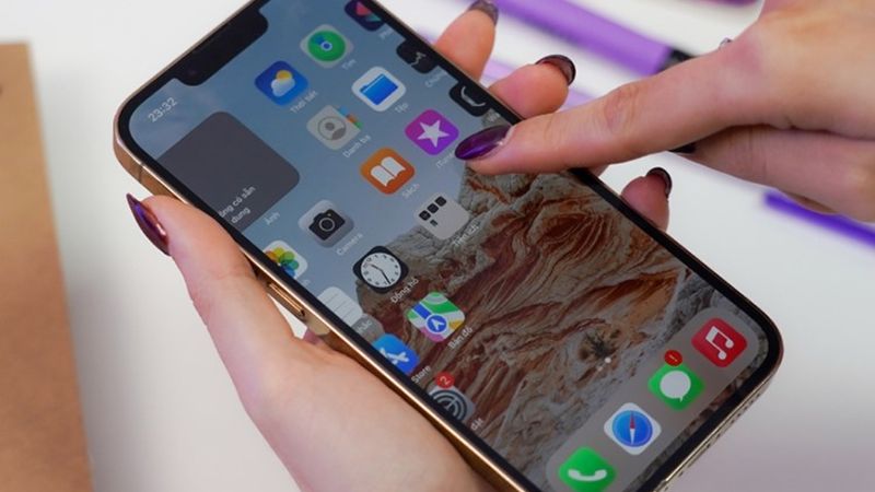 iphone bị loạn cảm ứng sửa bao nhiêu tiền