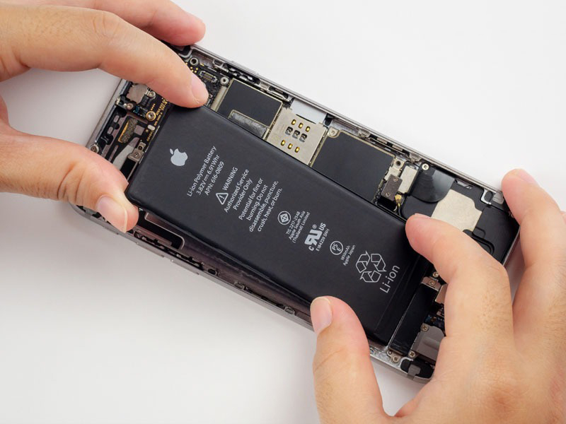 thay pin iphone mất bao lâu