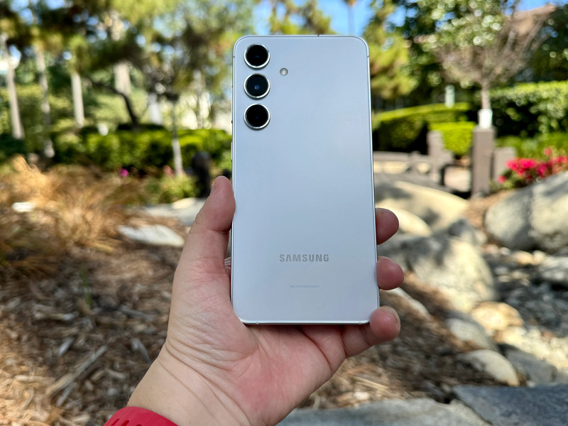 Samsung Galaxy S24 - Samsung 3 mắt dọc
