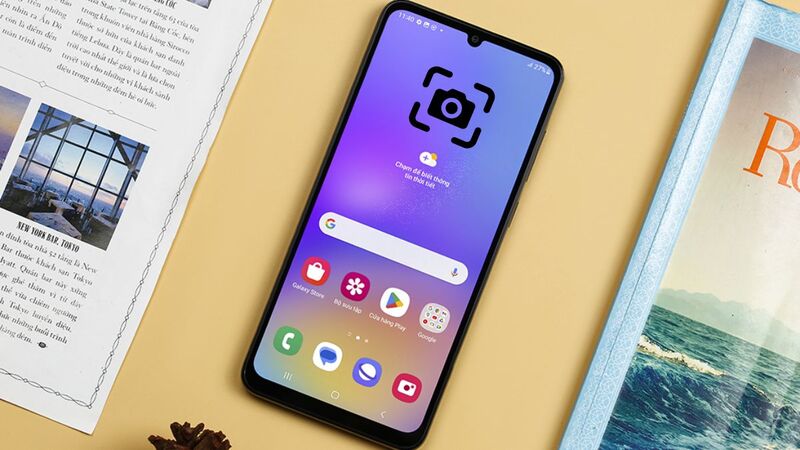 Hỗ trợ thẻ nhớ ngoài lên tới 1TB, giúp mở rộng không gian lưu trữ