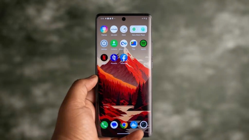 Vivo X100 Pro - Top màn hình điện thoại đẹp nhất nên mua 2024