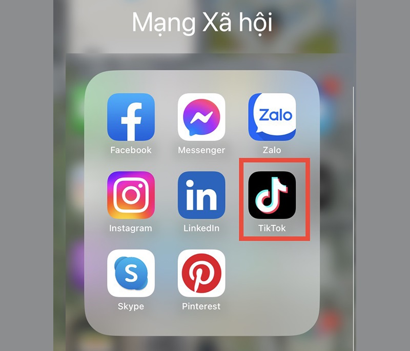 Mở ứng dụng TikTok trên điện thoại