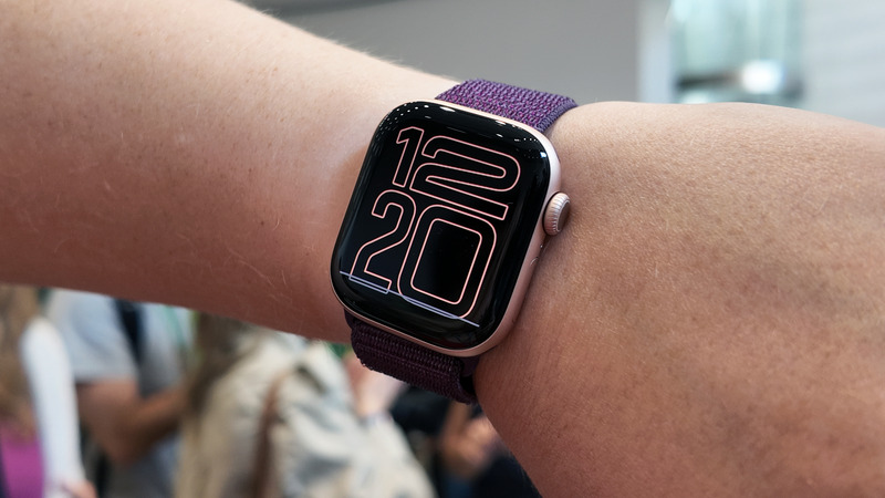amazfit bip 6 vs apple watch 10