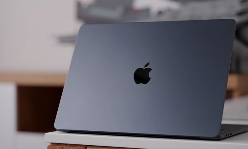 MacBook Air M3 13 Inch 8 CPU 8 GPU (16GB/256GB) | Chính Hãng Apple Việt Nam