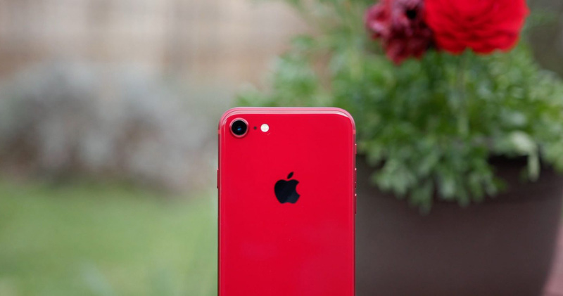 iPhone màu đỏ