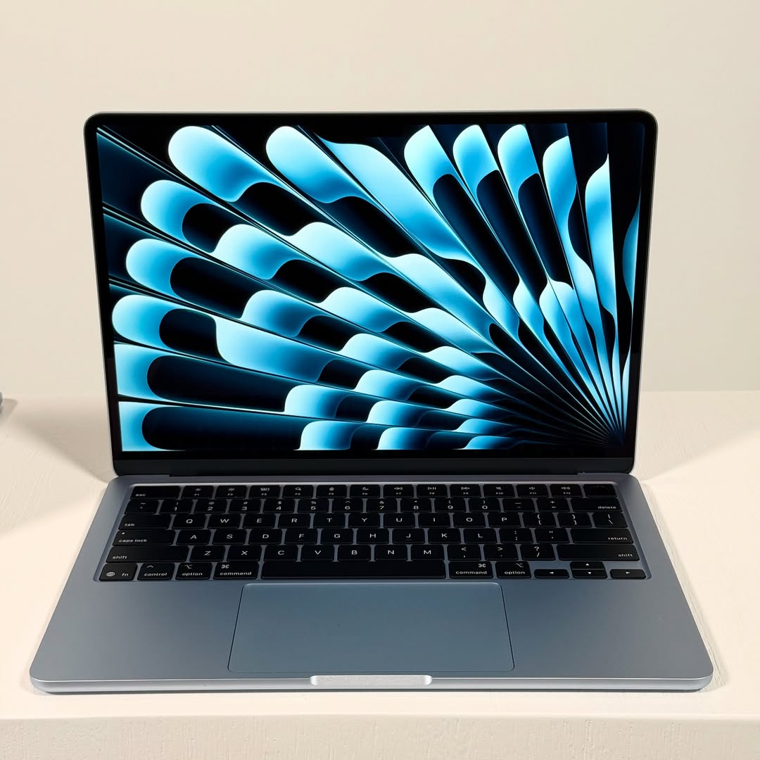 Apple ra mắt MacBook Air M4