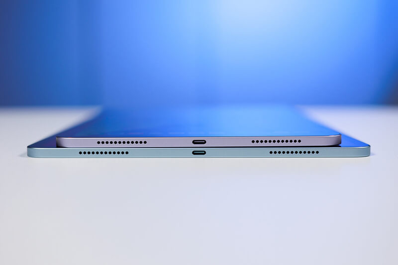 Pin và sạc của bộ đôi iPad