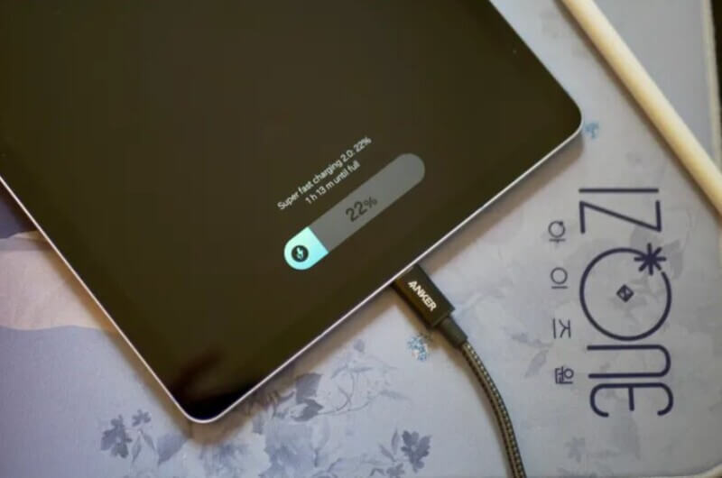 Galaxy Tab S10 FE có viên pin lớn và khả năng sạc nhanh