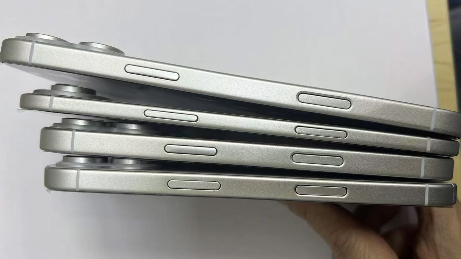 anh-thuc-te-iphone-17-air