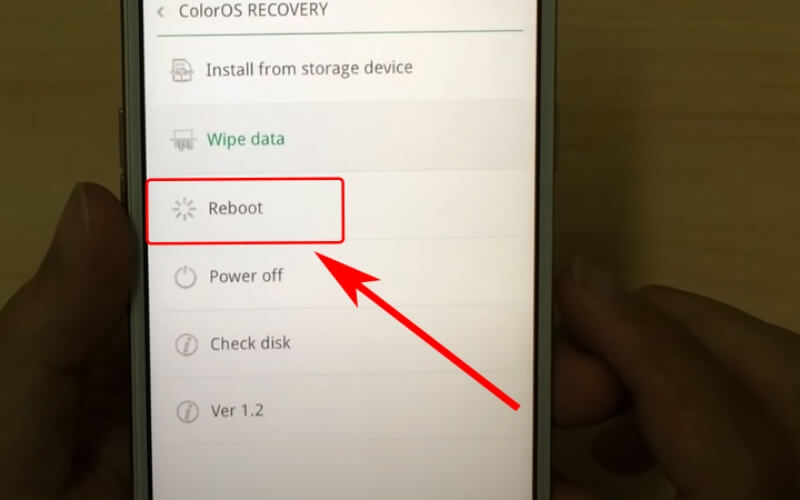 chọn Reboot để khởi động lại thiết bị