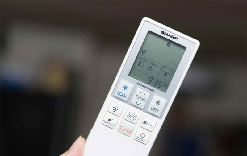 Nhiệt độ ngoài trời rất cao