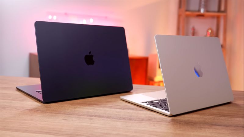 MacBook Air M3 13 Inch 8 CPU 8 GPU