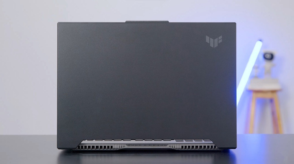 laptop cho sinh viên kỹ thuật