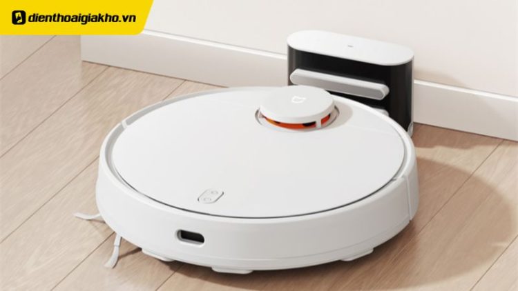 nen-mua-robot-hut-bui-hang-nao