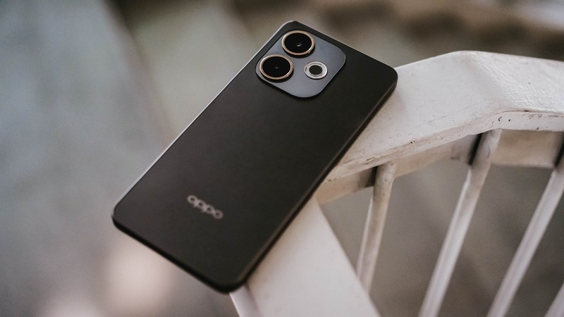 Oppo A5 Pro vs Oppo Reno12 5G