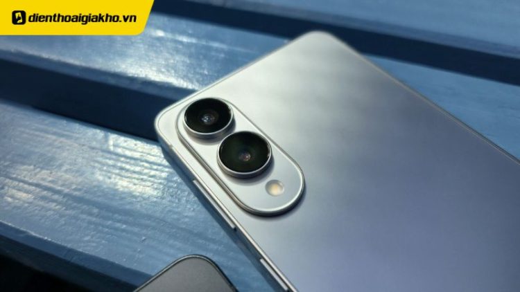ra mắt Galaxy S25 Edge