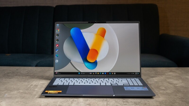 laptop cho sinh viên quản trị kinh doanh