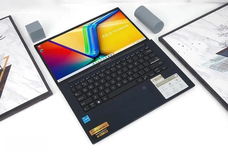 Asus Vivobook X1404ZA i3 1215U