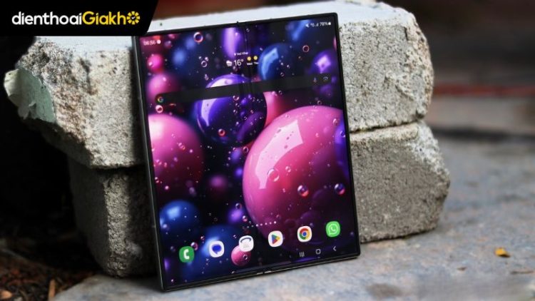 Galaxy Z Fold 7 sẽ có vỏ lớn hơn