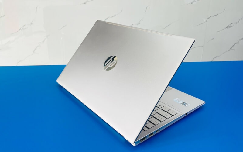 laptop cho sinh viên kế toán