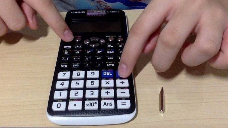 Các bước thay pin máy tính Casio fx-580VN