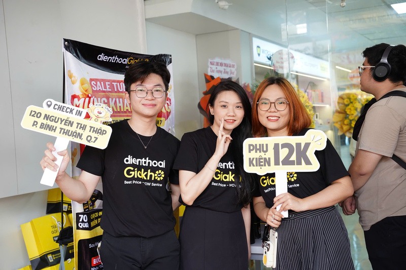 khai trương điện thoại giá kho
