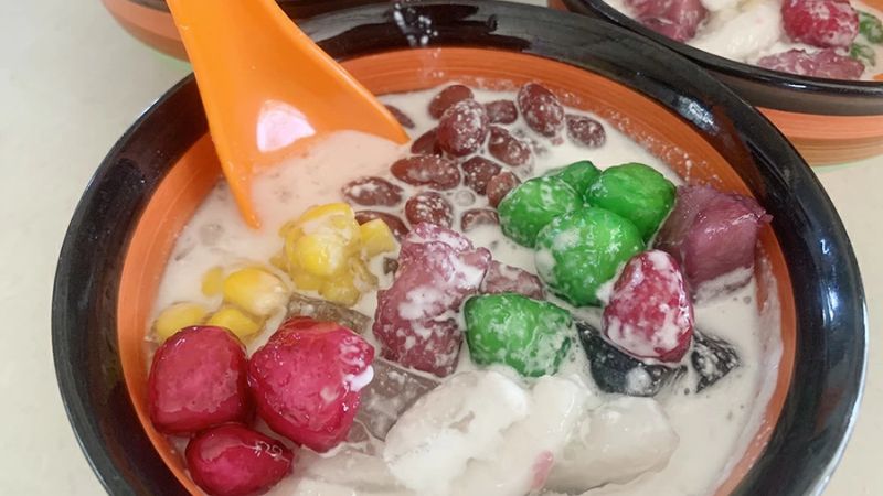 Chè là món ăn không thể thiếu trong mùa hè