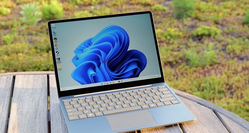 Surface Laptop Go 