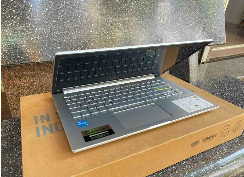 Asus VivoBook A415EA