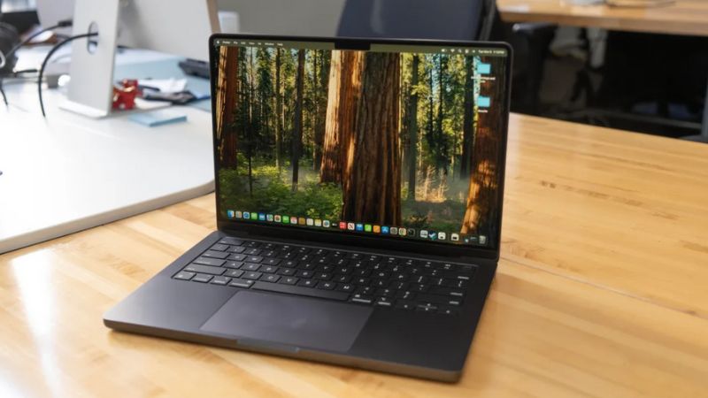 MacBook Pro M4 14 Inch