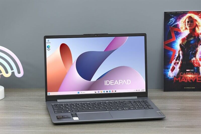 Lenovo Ideapad Slim 3 15AMN8 nổi bật với màn hình bảo vệ mắt