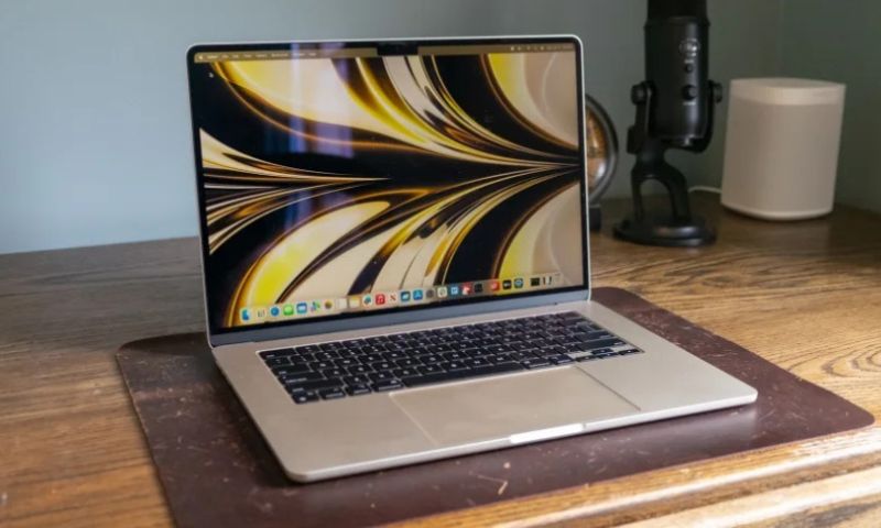 MacBook Air M2 15 Inch 8 CPU 10 GPU (8GB/512GB) Cũ 99%