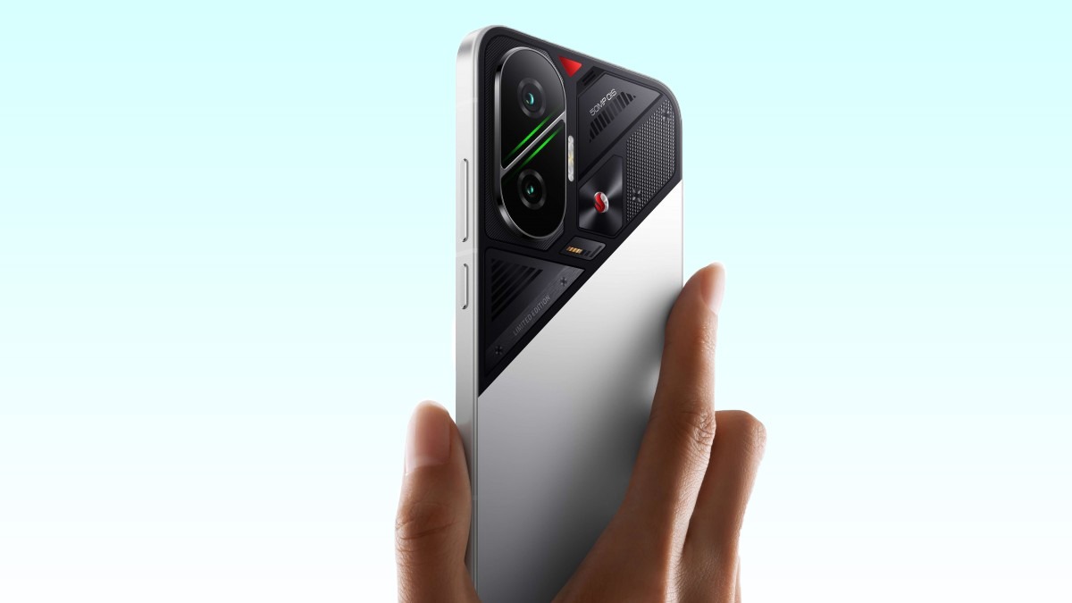poco-f7-ra-mat